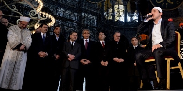 Ayasofya'da 85 yıl sonra Kur'an-ı Kerim okundu