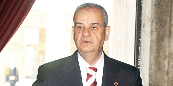 Başbuğ: Türkiye hukuk devleti falan değil