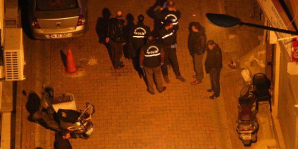 �stanbul G�ltepe'de derne�e sald�r�: 2 �l�, 7 yaral�