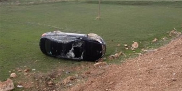 Belediye başkanının makam aracı takla attı