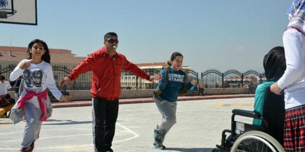 G�rme engelli beden e�itimi ��retmeni