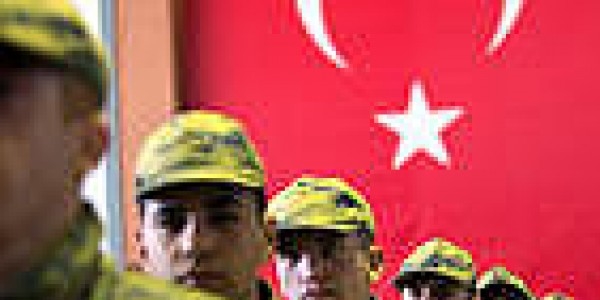 'Sözleşmeli er'lik, gençlerin umudu oldu