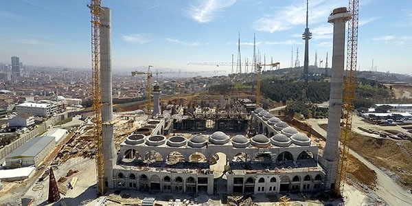 Çamlıca Camisi'nin yüzde 75'i tamamlandı