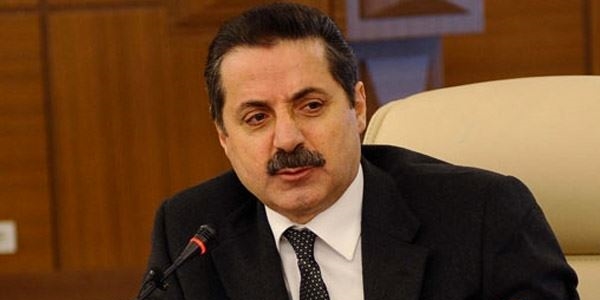 Faruk �elik'ten kitapl� veda