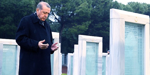 Erdoğan Çanakkale destanı filminde şiir okudu/Video