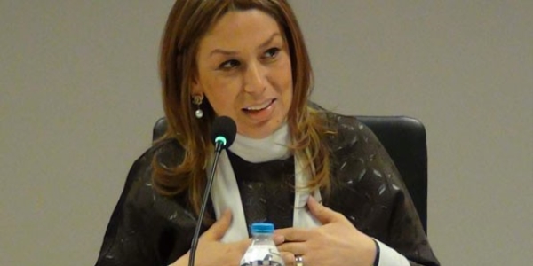 �al�k: AK Parti en az 400 vekil ile tek ba��na iktidar