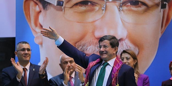 AK Parti'den Kürtçe seçim şarkısı/Video