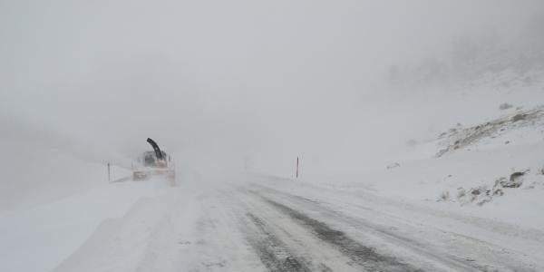 Antalya- Konya Karayolu kar nedeniyle kapandı