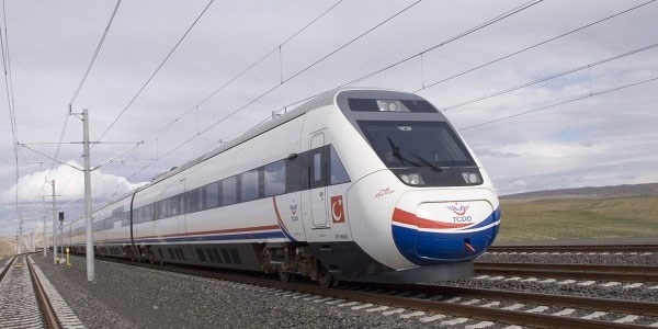 Karadeniz'e hızlı tren geliyor!