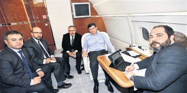 Davutoğlu: Paralelcilerle HDP arasında yoğun temas var