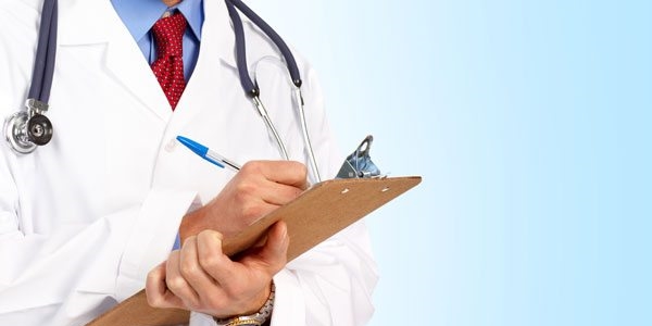 Müezzinoğlu'na 'cahil' diyen doktor için 2 yıl hapis istemi