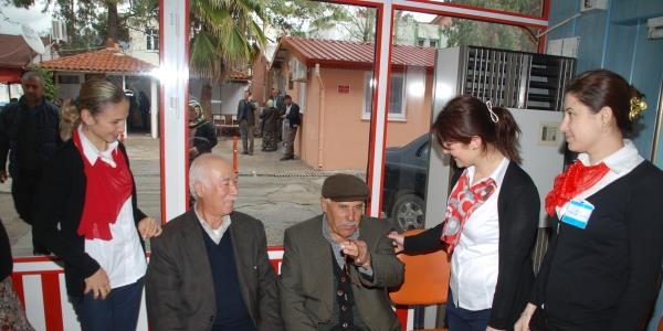 Anket yapan hemşireye ceza mahkemeden döndü
