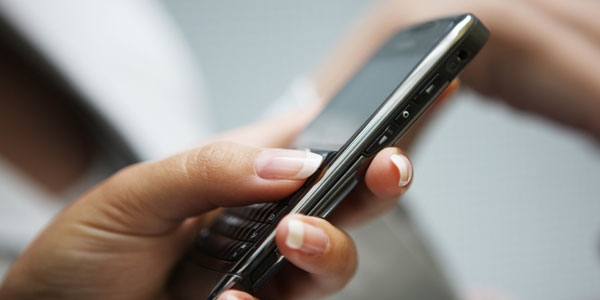 SMS yasağına 1 gün kala şirketlerden vaat yağmuru!