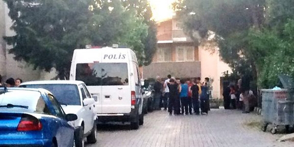 Liseli bileklerini kesti, doğalgazı açtı, ardından da ilaç içti
