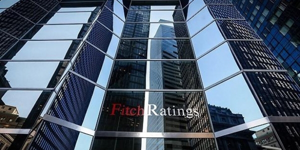 Fitch'den Türkiye'ye cari açık övgüsü