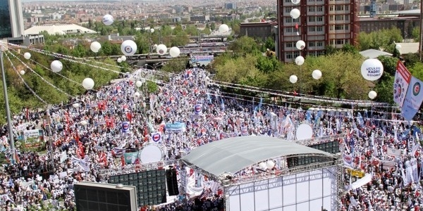 Tandoğan'a 'Anadolu Meydanı' tabelaları takıldı