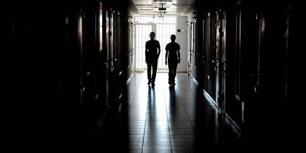 Bilirki�i: M��ahede odas�ndaki g�r�nt�ler kesilmi�