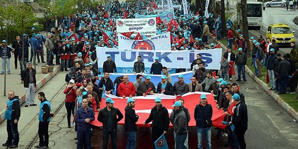 Trk- 1 Mays' Zonguldak'ta kutluyor