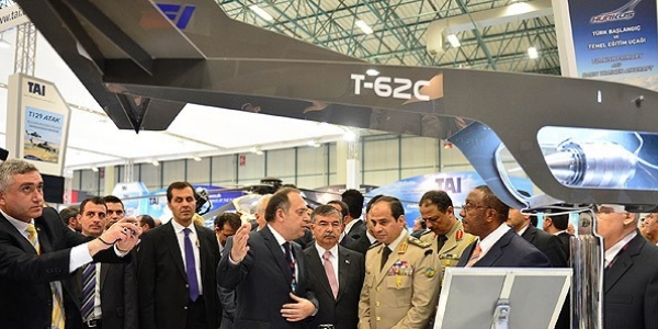 F-35 IDEF'te tanıtıldı