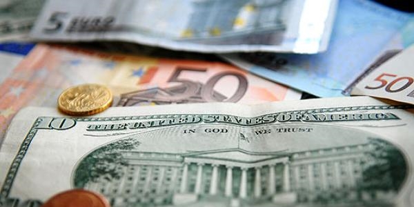 Euro dolar karsnda son 10 haftann zirvesinde