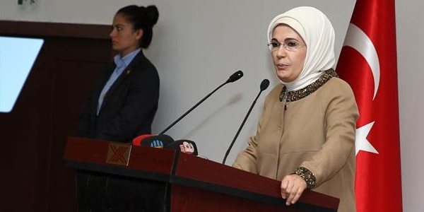 Erdoğan: Kadın sorunları, kapsamlı mücadele alanıdır