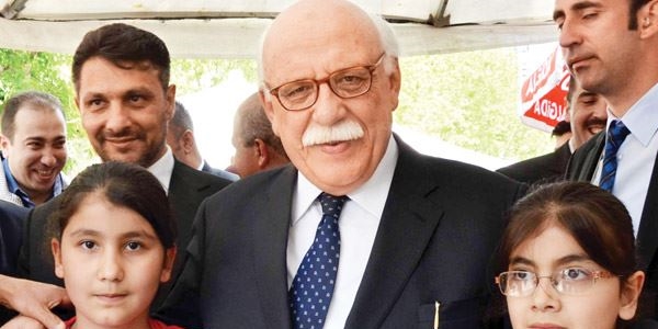 Paralel yapıya bağlı dershaneler özel okul olamayacak