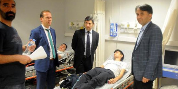 42 liseli yemekten zehirlendi