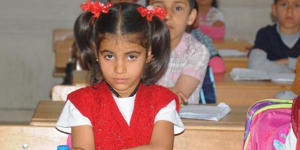 Zeynep'in yaşaması için 80 bin lira lazım