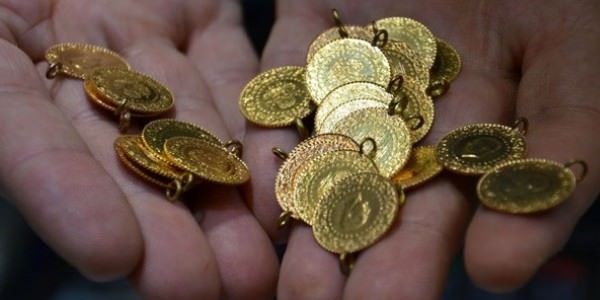 Altın ithalatı Nisan'da yüzde 50 düştü!
