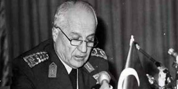 Kenan Evren'in kızı: 70 milyonun 60 milyonu babamı taktir ediyor