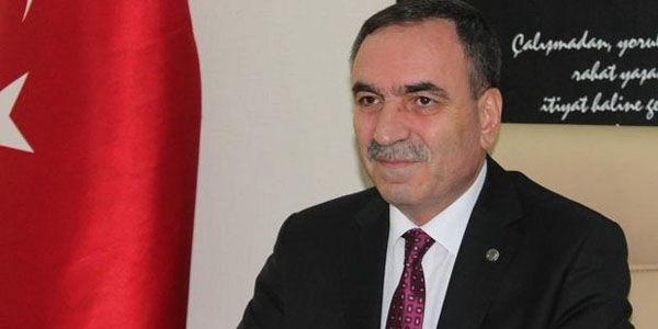 Rektör 'fotoğraf yasağı'na uymadı 2. sıraya düştü