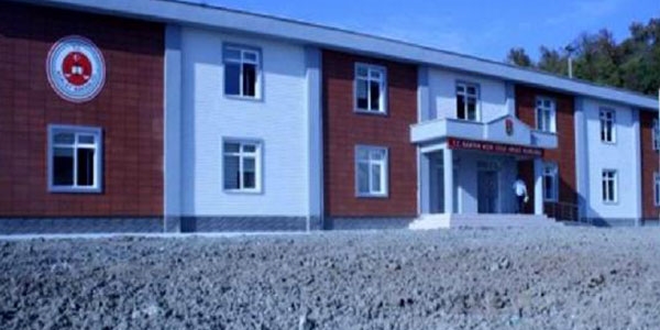 Cezaevi avlusuna atılan toptan öyle bir şey çıktı ki!