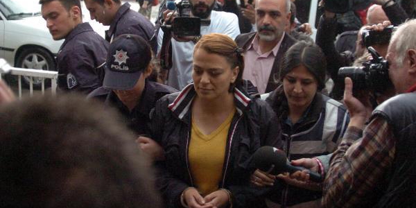 Üniversiteli kızı öldüren kadına ömürboyu hapis