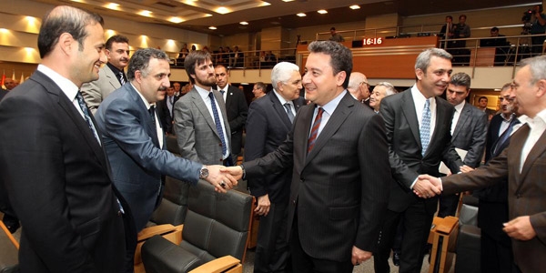 Babacan: 2015 enflasyonu 2014'ten düşük olacak