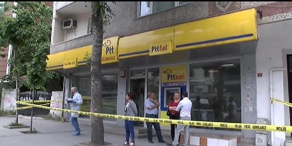 Silahl� PTT soygunu!