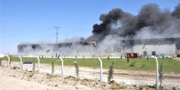 Et ve S�t Kurumu Denizli Kombinas�'nda yang�n