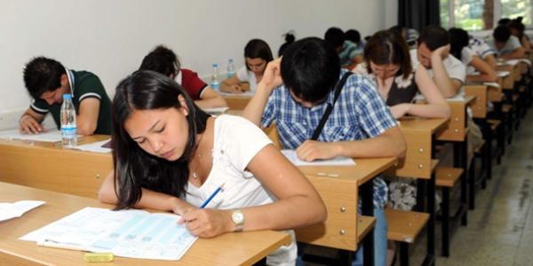 LYS sınavına gireceklerde sınav kaygısı ve öneriler