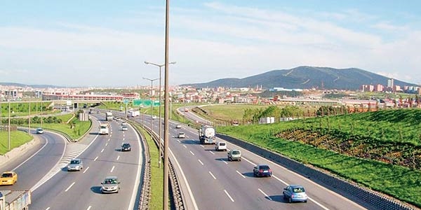 81 ilden sonra ilçelere de 'duble' yol geliyor