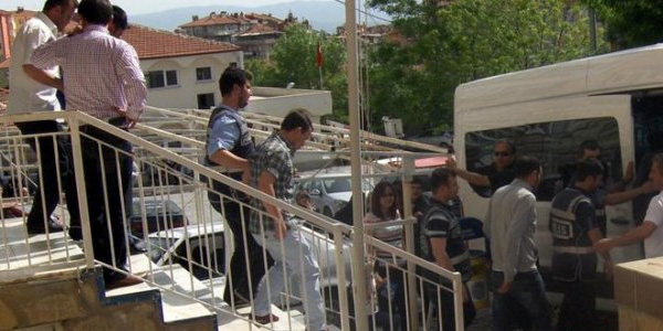 Cinsel istismarda davasında 2 kişi daha tutuklandı