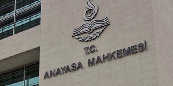 AYM: Sağlık bilgilerini Çalışma Bakanlığı tutamaz