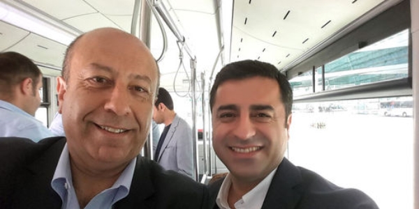 Demirtaş: Suriyelilere vatandaşlık hakkı verilmeli