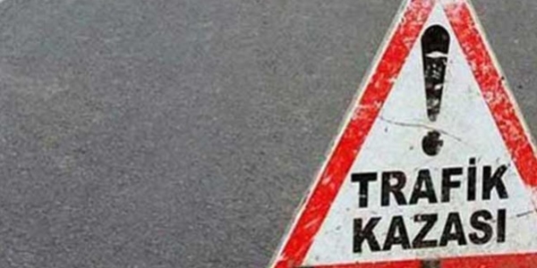 Aydın'da iki otomobil çarpıştı: 8 yaralı