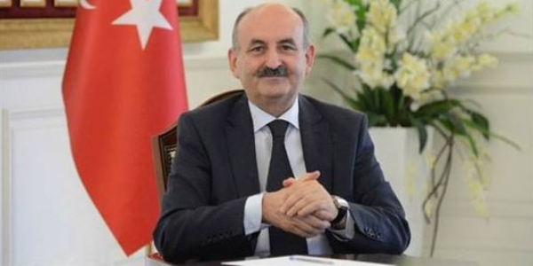 Müezzinoğlu: Almanya'da da hastane açacağız