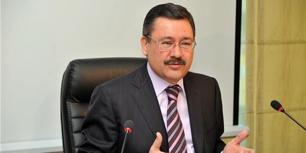 AK Parti'de bir kan kaybı mı var?