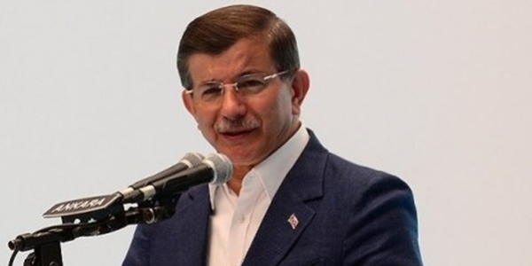 Davutoğlu: Hedefimiz gençlere daha müreffeh ülke sunmak