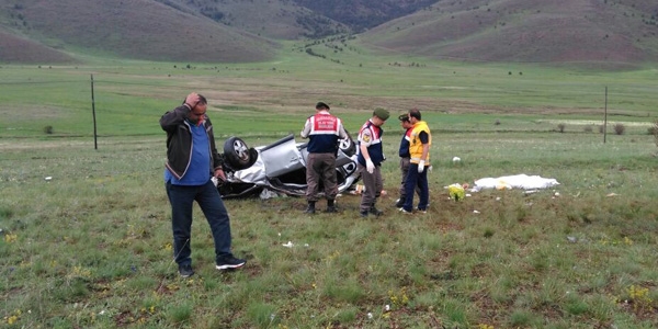 Erzincan'da trafik kazası: 2 ölü