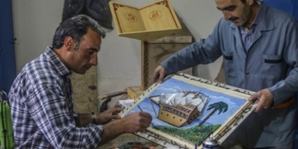 Cezaevindeki mahkumlar hem üretiyor hem kazanıyor