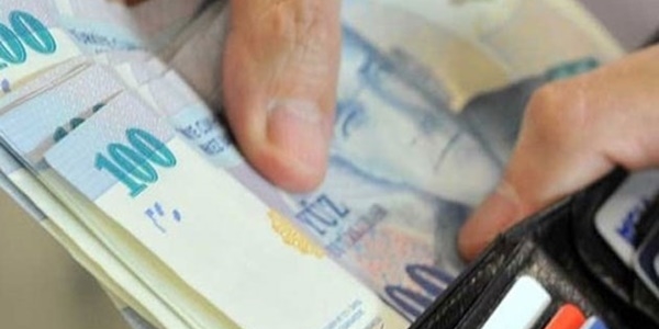 Emekli memurlara ne kadar alt s�n�r ayl��� �denecek?