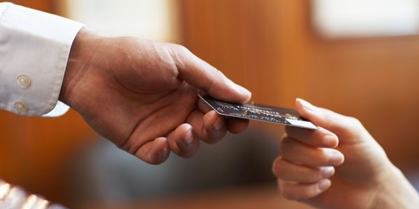 Telefon dolandırıcılarından 'poliçe' oyunu