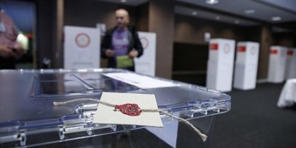 Yurtdışında 744 bin 543 Türk seçmen oy kullandı